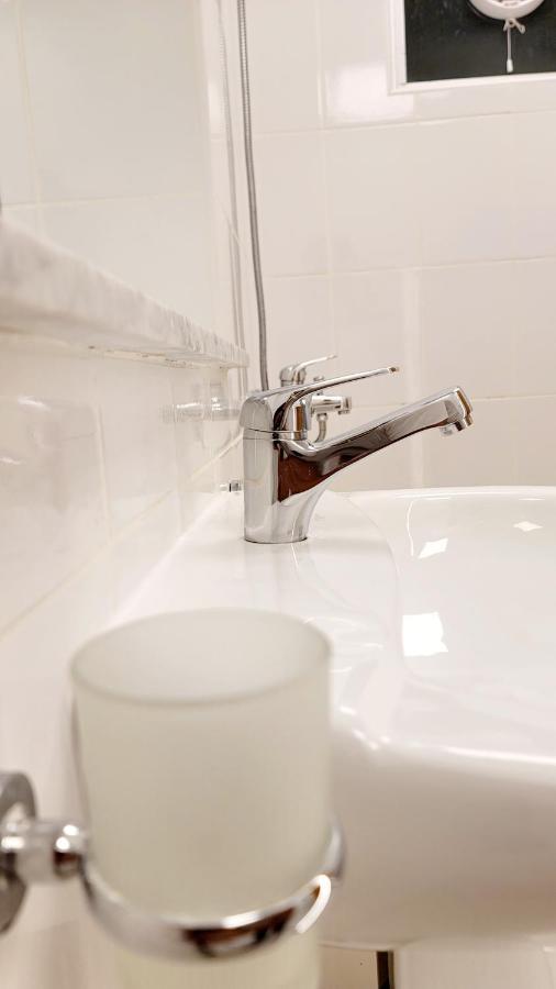 Westay Hostel دبي المظهر الخارجي الصورة