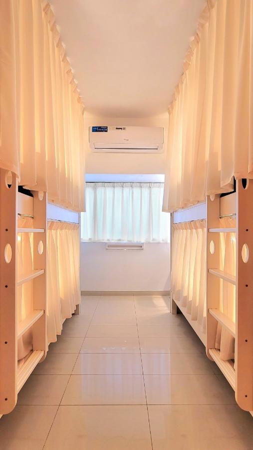 Westay Hostel دبي المظهر الخارجي الصورة