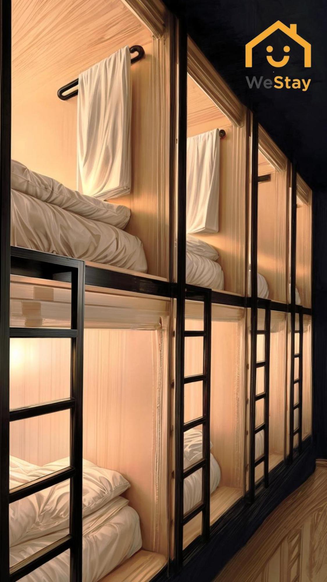 Westay Hostel دبي الغرفة الصورة